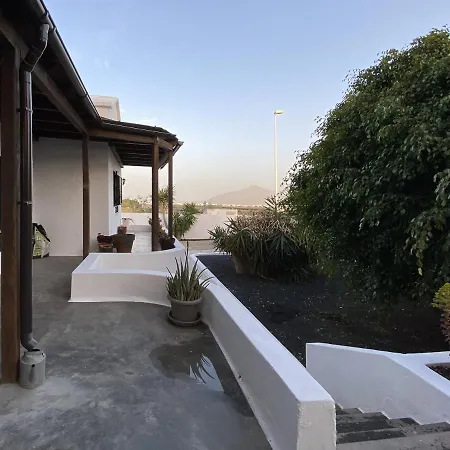 Isabel Villa San Bartolome (Las Palmas)